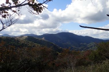 明日(4日)の連峰