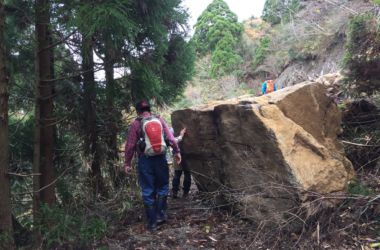 こんなに大きな落石。。。∑ヾ( ̄0 ̄;